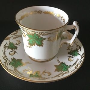 Royal Chelsea Grapevine Teacup And Saucer Bone China England Tea Cup Duo